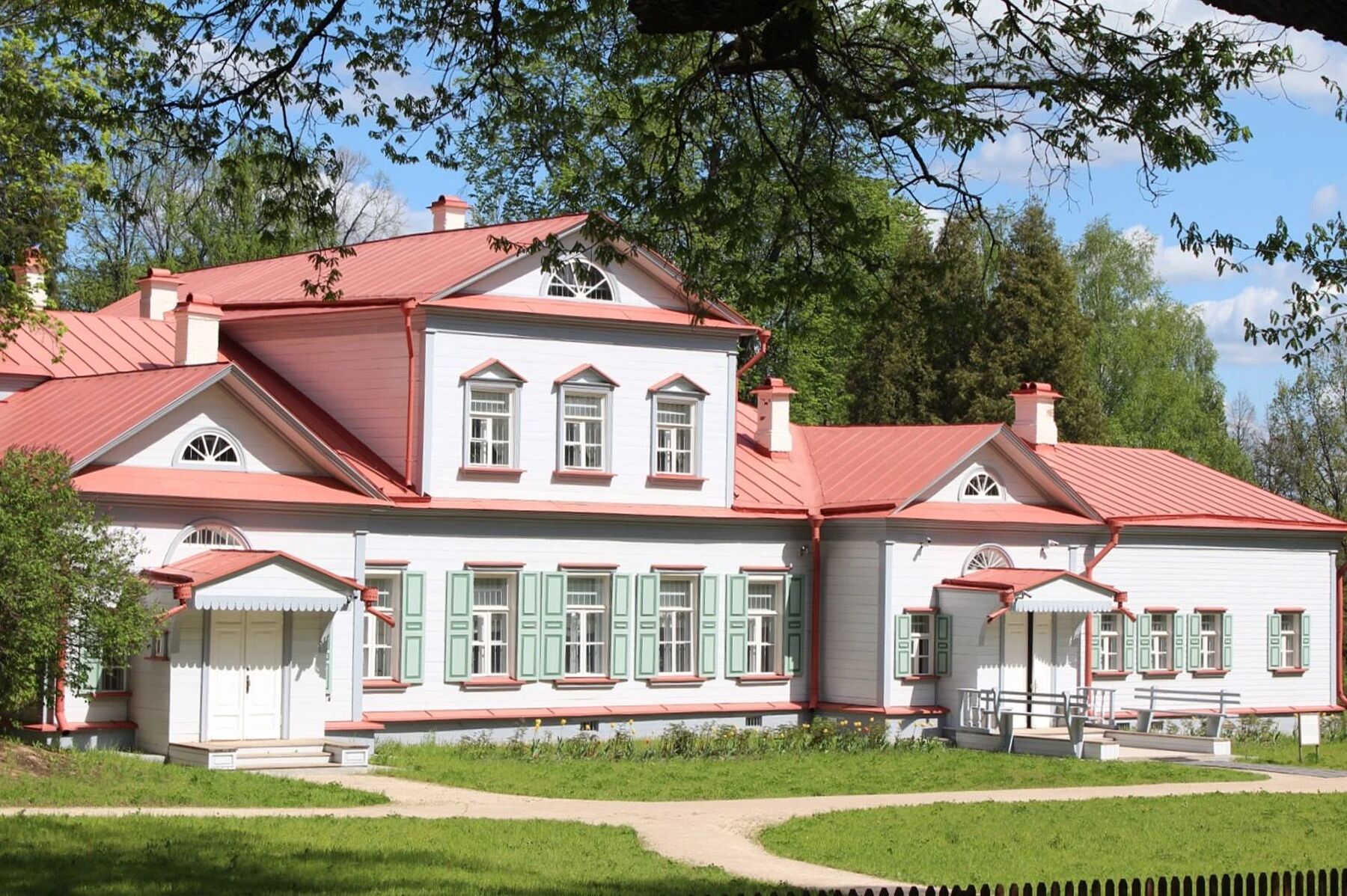 Планы на выходные: усадьба Абрамцево