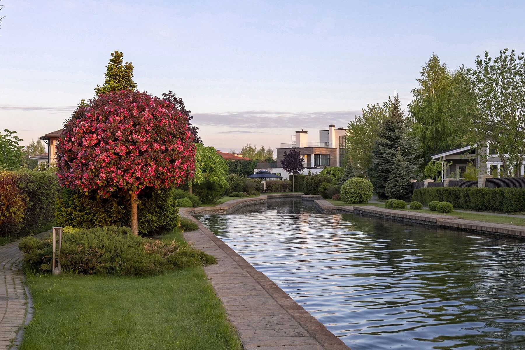 Чистота — лучший подарок на 8 марта