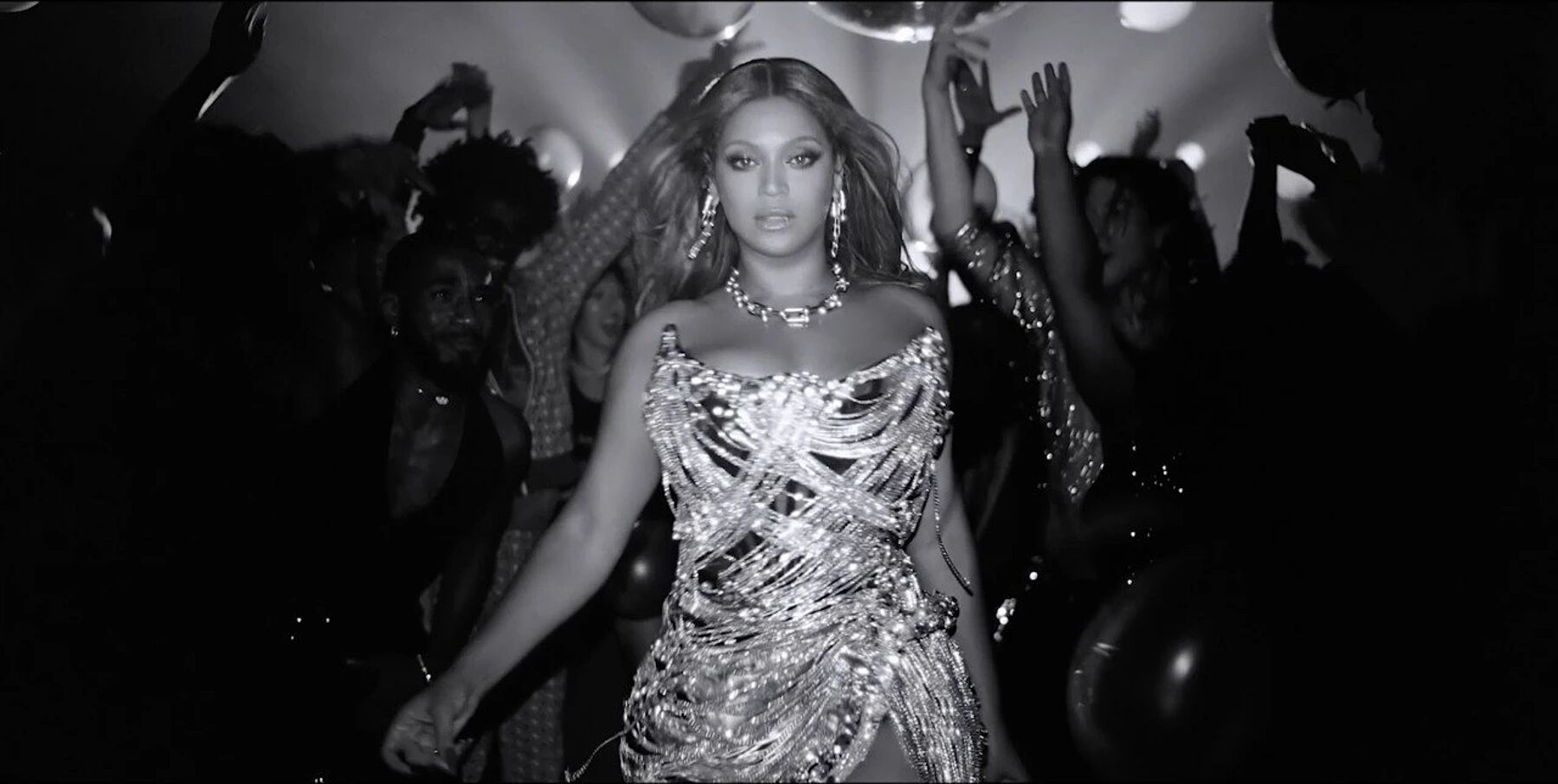 «Lose yourself in love»: Бейонсе в новой рекламной кампании Tiffany & Co.