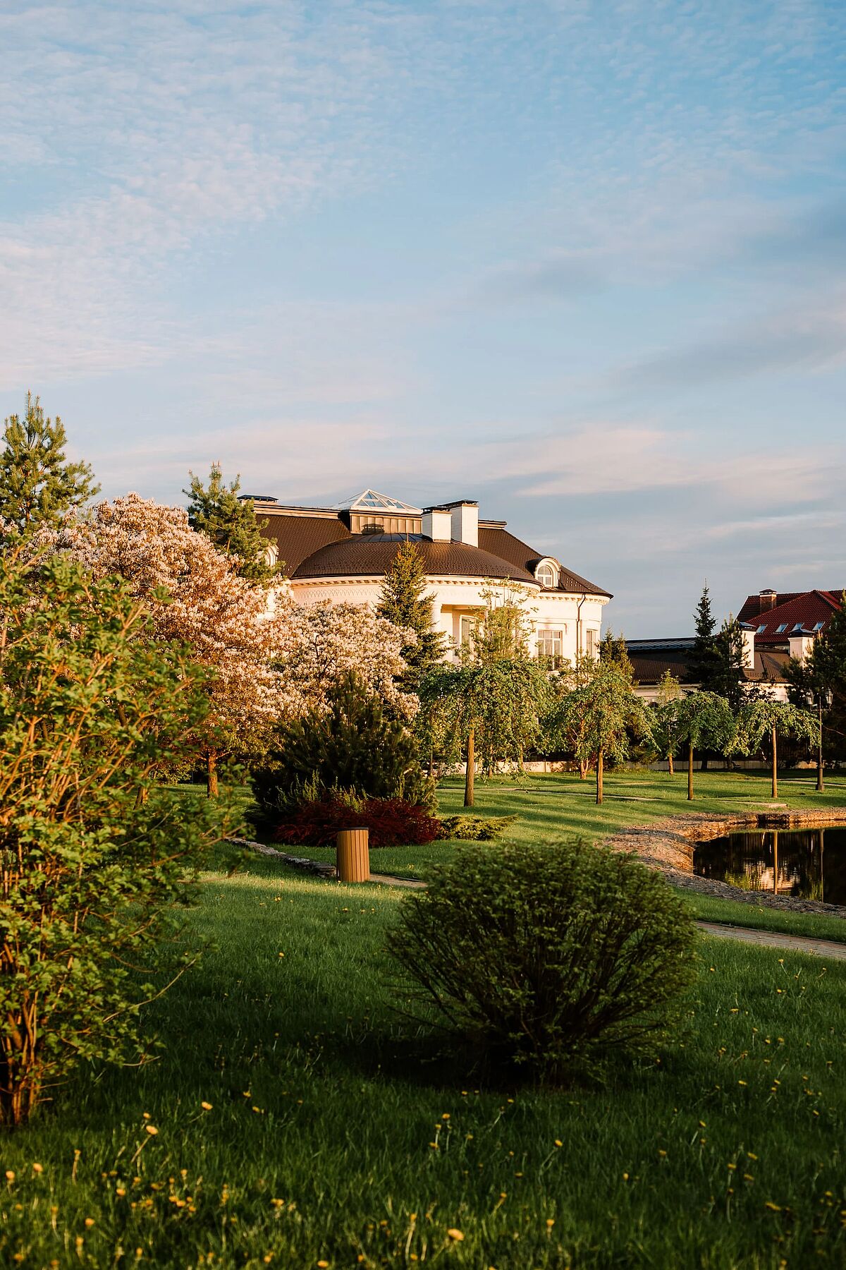 Забронируйте один из 10 уникальных участков в поселке Миллениум Парк по специальной цене