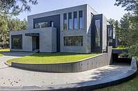 Современный особняк в камерном поселке