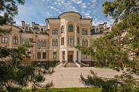 Двухуровневый апартамент