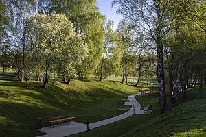 Экстерьер  (фото с лого)