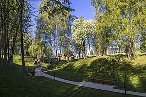 Экстерьер  (фото с лого)