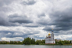 Резиденция Монолит