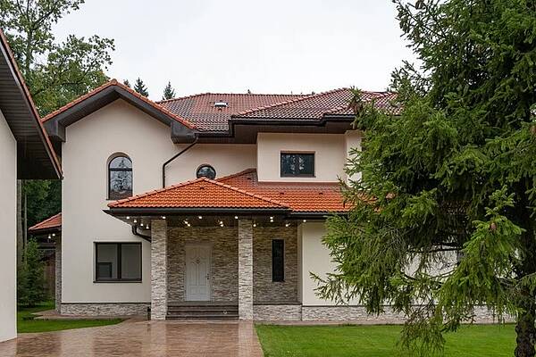 Дом на прилесном участке