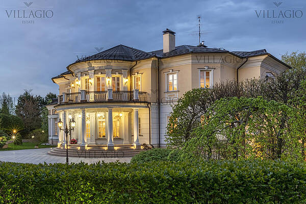 Резиденция в стиле русской усадьбы