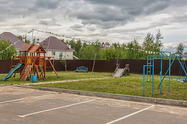 Кленовая Аллея