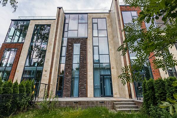 Таунхаус в стиле современного минимализма