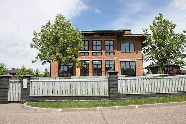 Просторный дом в КП "Барвиха-21"