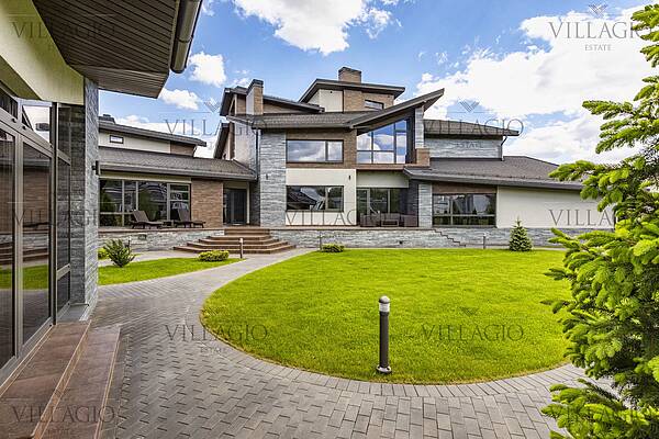 Дом под ключ и под чистовую отделку с бассейном 