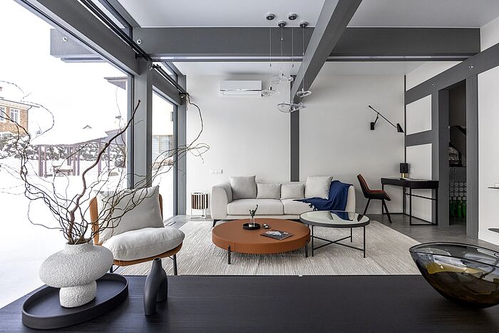 Современный Фахверк на большом участке возле парка