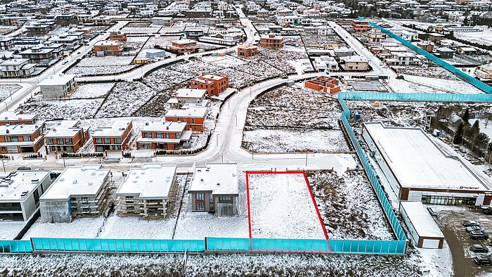 Земельный участок