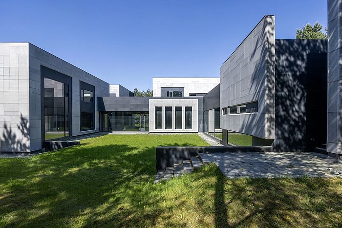 Роскошный дом в камерном поселке