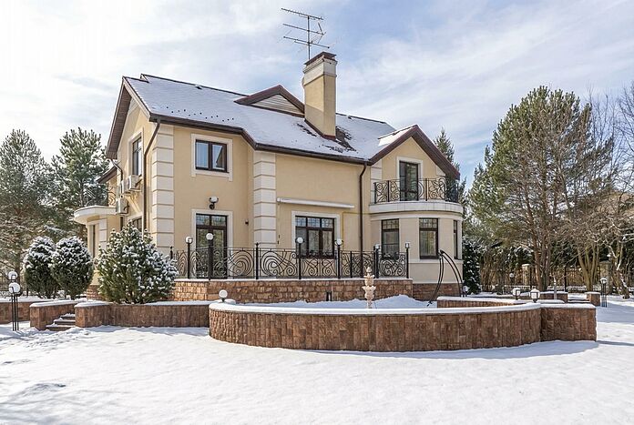 Загородный дом в тихом месте