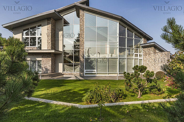 Резиденция со своим выходом к каналу