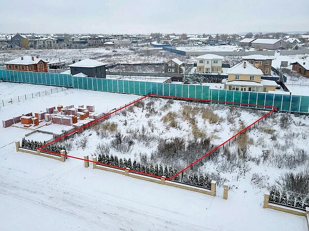 Земельный участок 