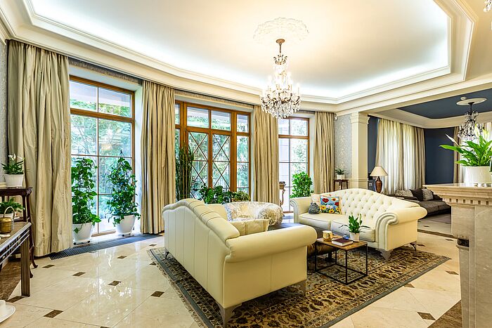 Дом с открытым бассейном