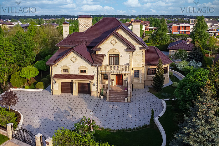 Дом со своим выходом к «Венецианскому‎» каналу