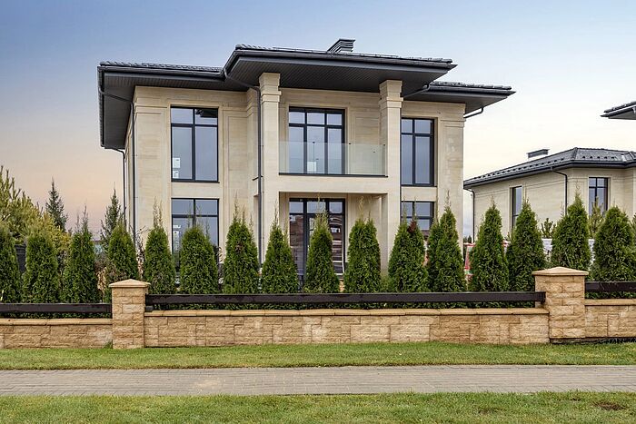 Современный дом Марсель в новом квартале Миллениум парк 