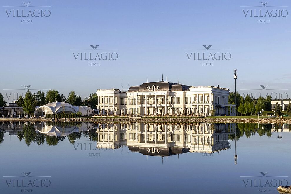 Дома рядом с водой 